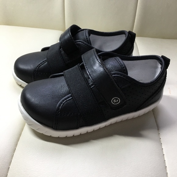 stride rite srtech riley shoe